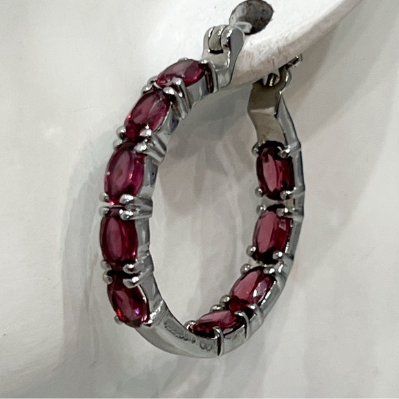 Orissa Rhodolite Garnet Silver Inside Out Hoops - Picture 6 of 12